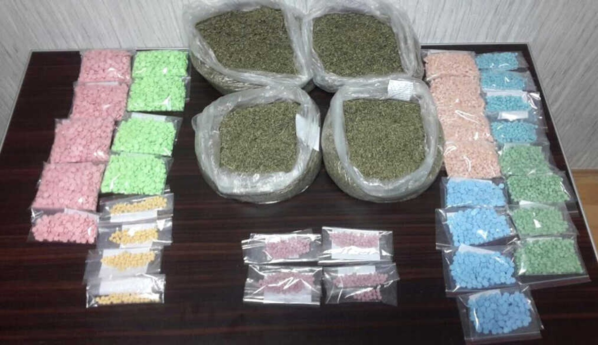 Polisten Uyuşturucuya Tacirlerine Büyük Darbe