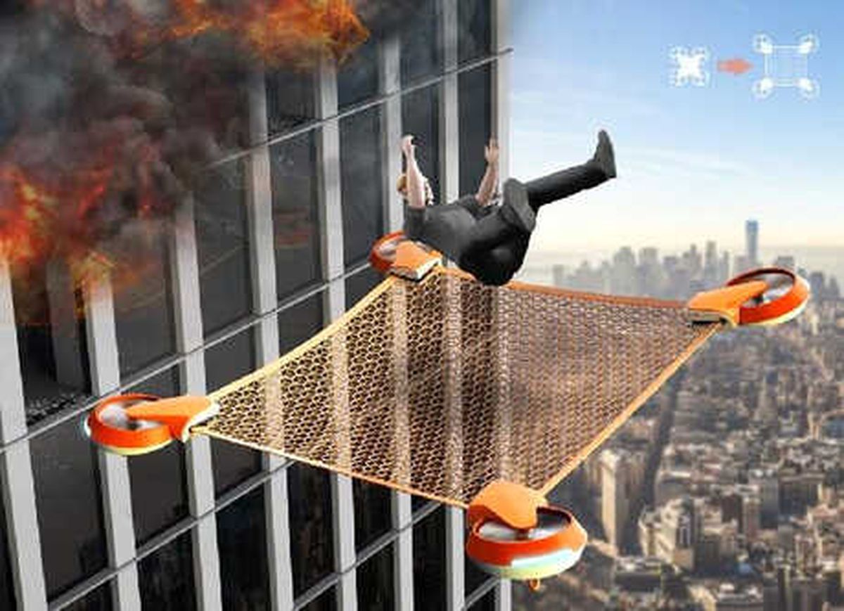 Rescue Drone Turns İnto Human Safety Net