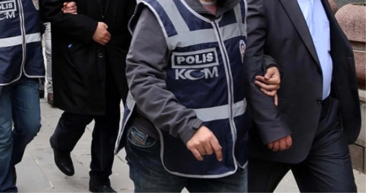 FETÖ Operasyonunda 12\'si Emniyet Müdürü, 49 Şüpheli Hakkında Gözaltı Kararı Verildi