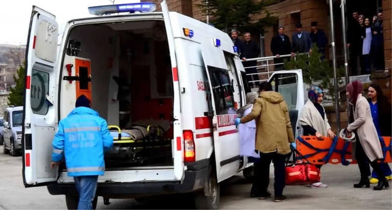 Tatbikatı Gerçek Zanneden Vatandaşlar Sağlık Ekiplerinin Yardımına Koştu