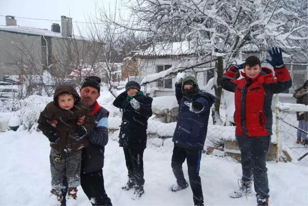 Tekirdağ\'da Kar Tatili Çocukları Sevindirdi