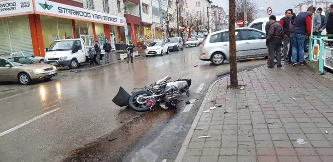 Tosya\'da Trafik Kazası: 1 Yaralı