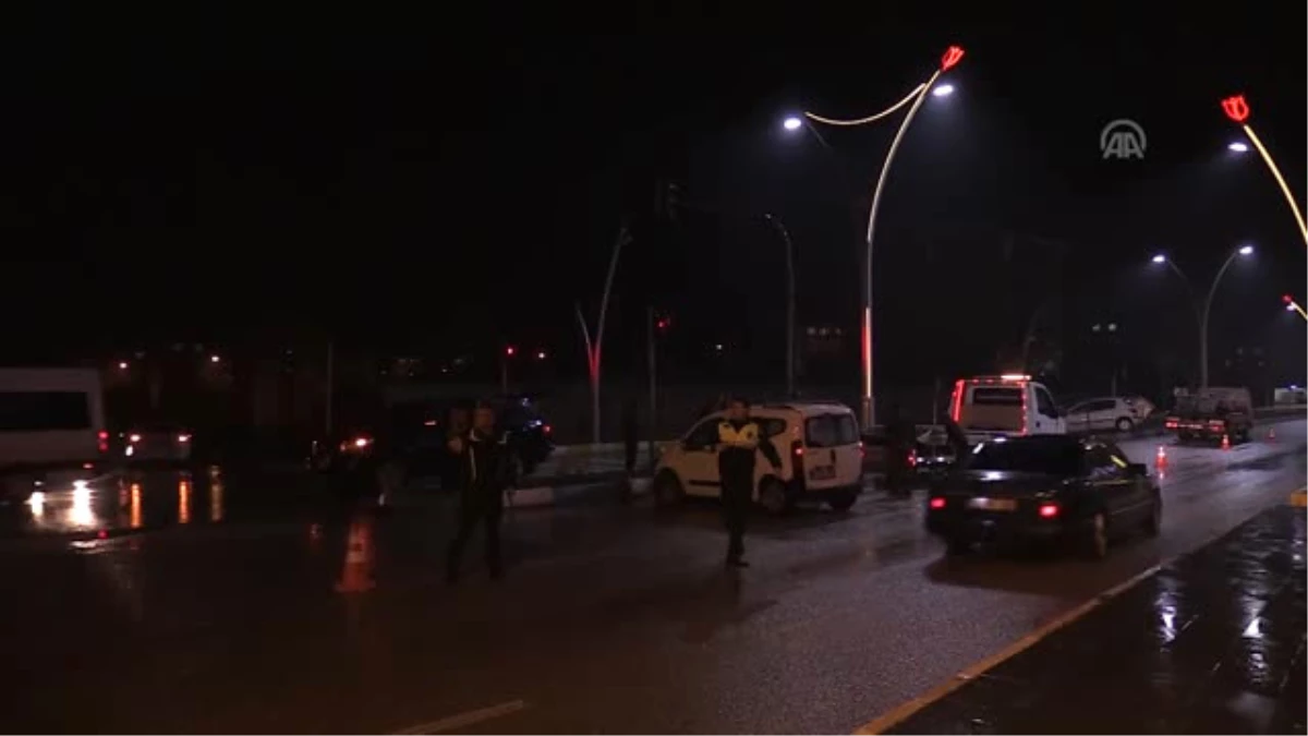 Tunceli\'de Trafik Kazası: 3 Yaralı