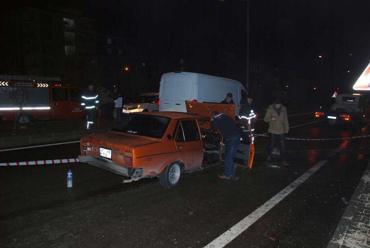 Adıyaman\'da Trafik Kazası: 2 Yaralı