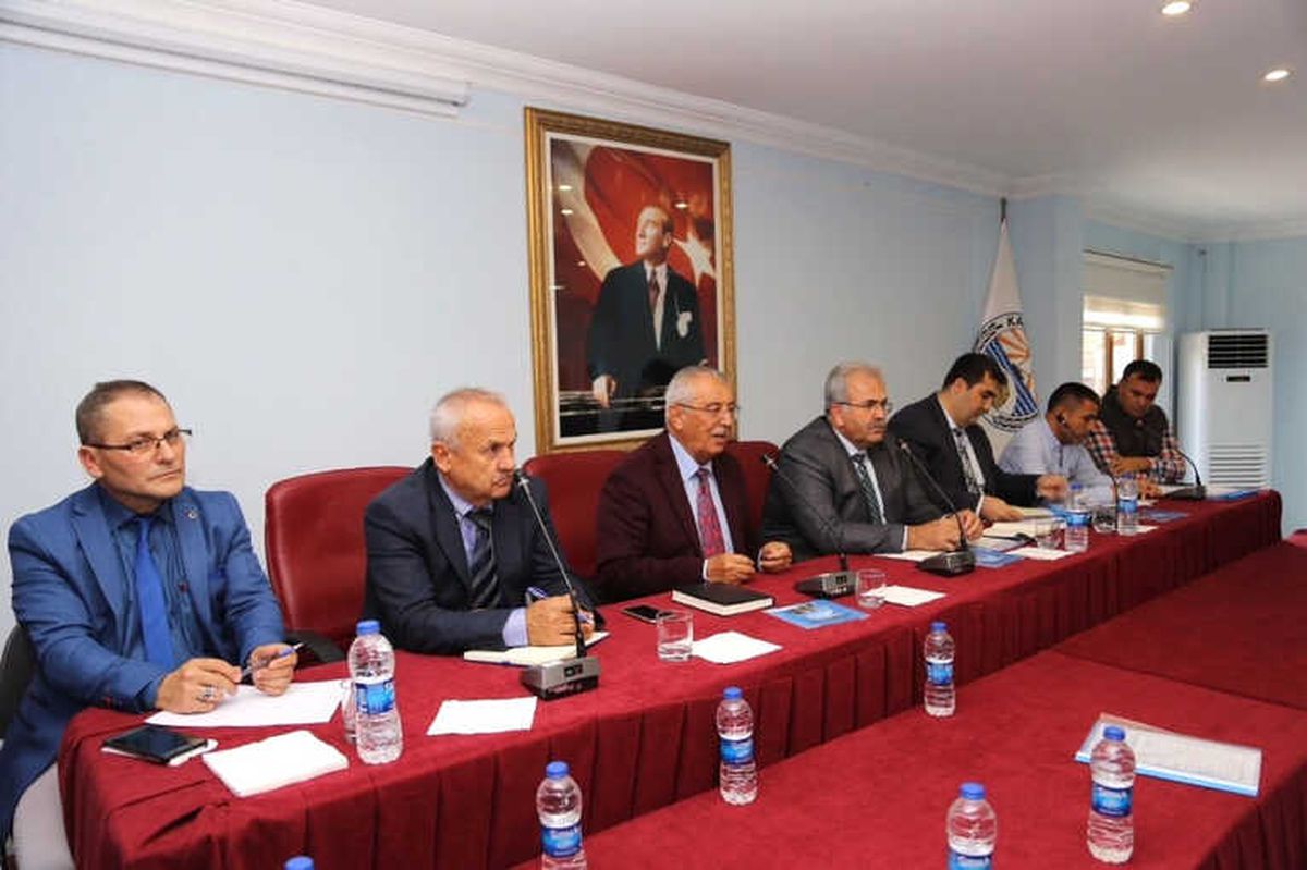 Asat İlçelerdeki Sorunları Yerinde Tespit Ediyor