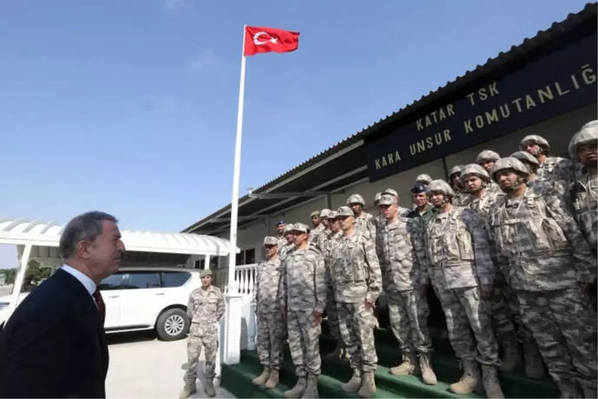 Bakan Akar: "Şimdi Önümüzde Münbiç ve Fırat\'ın Doğusu Var"