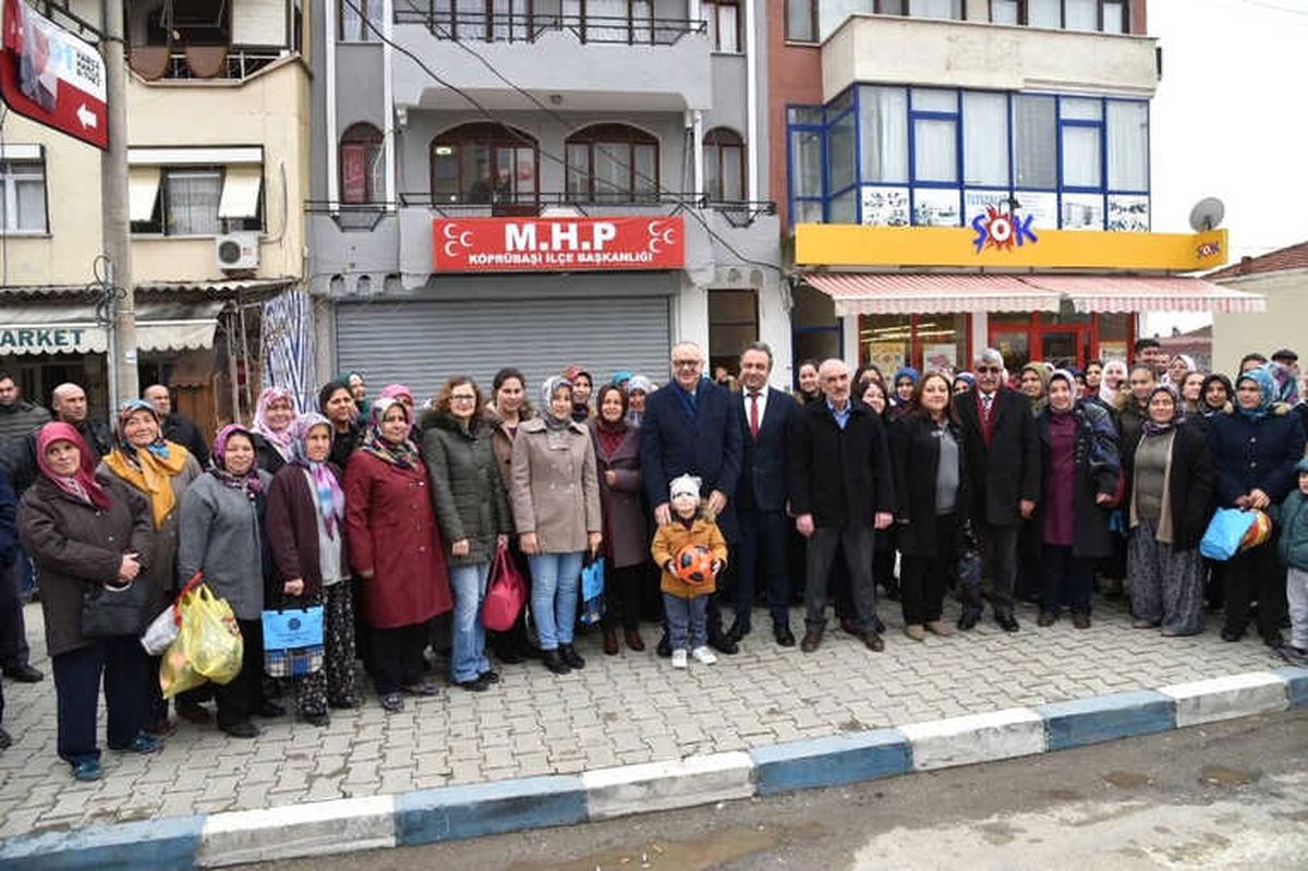 Başkan Ergün\'e, Köprübaşı\'nda Büyük İlgi