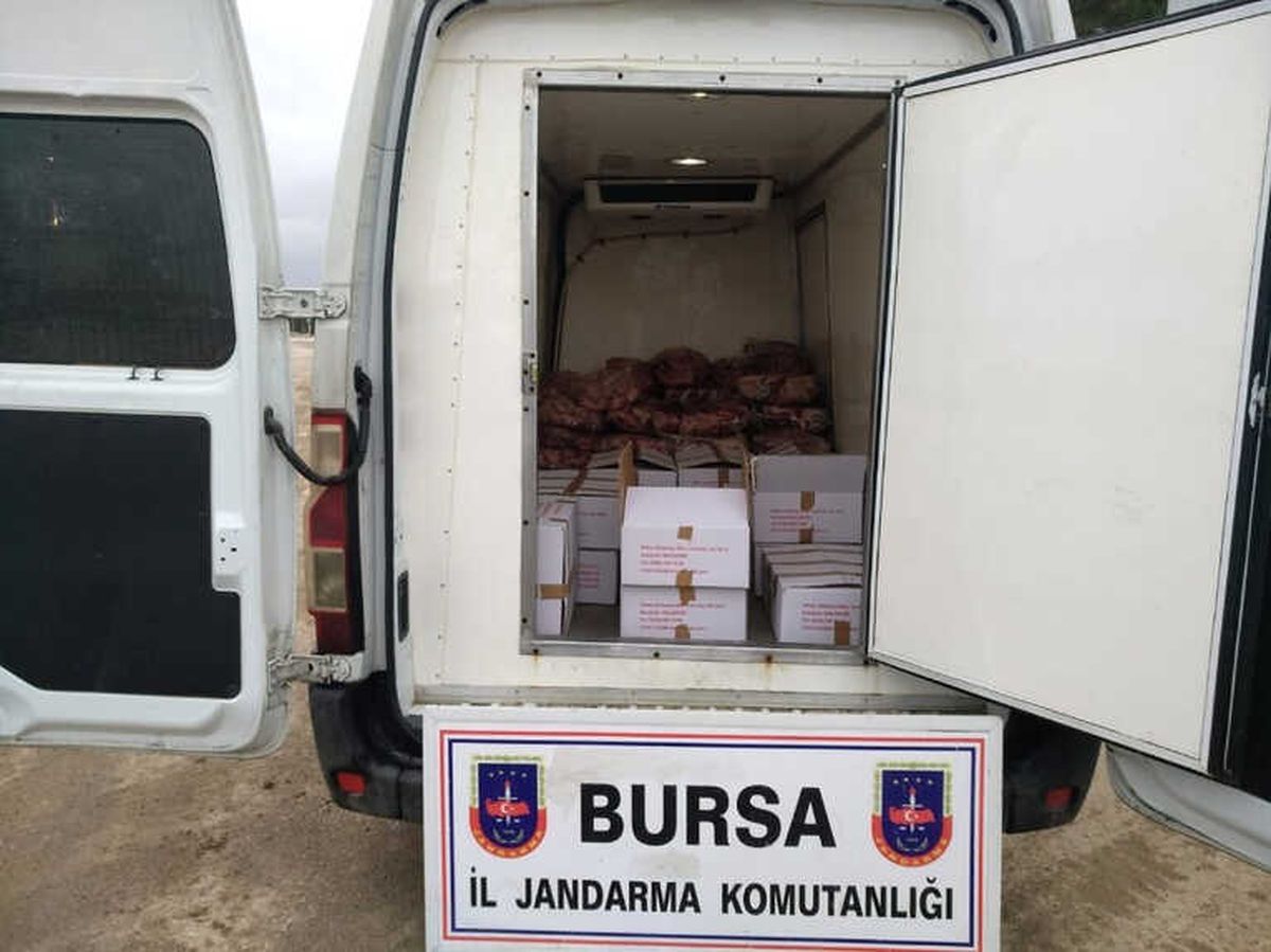 Bursa\'da 1 Ton Kaçak Kesim Et Ele Geçirildi