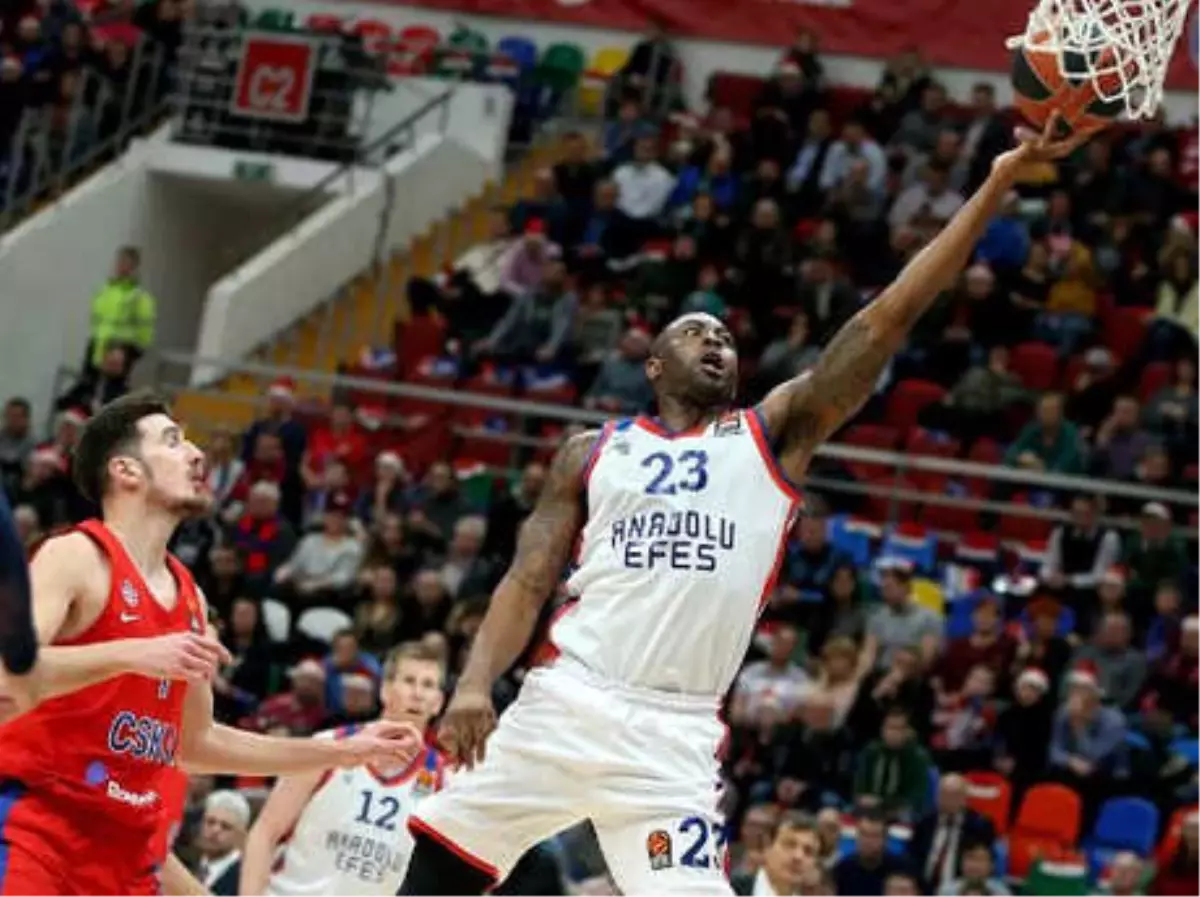 Cska Moskova - Anadolu Efes: 102-84