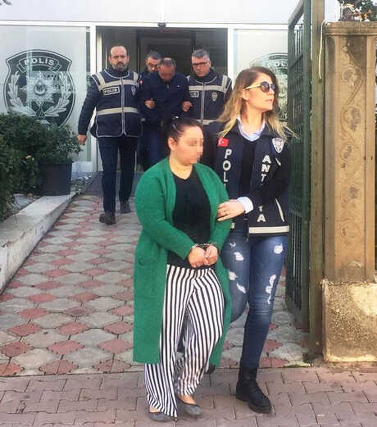 Emekli Öğretmenin Katil Zanlısı Sevgililere Gözaltı