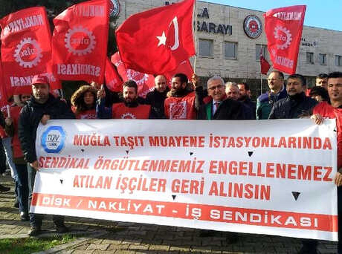 İşten Çıkarılan Tüvtürk İşçilerinin Davasına Başlandı