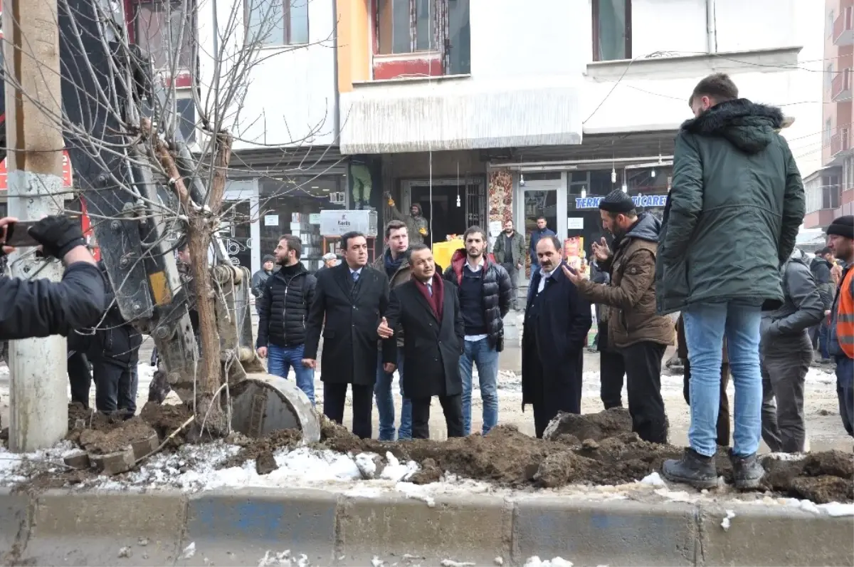 Kaymakam Kendüzler, Çalışmaları Yerinde İnceledi