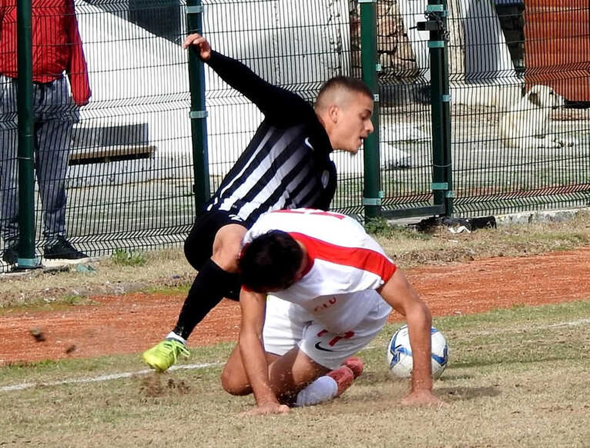 Lider Torbalıspor, Çeşme\'den 1 Puanla Dönebildi