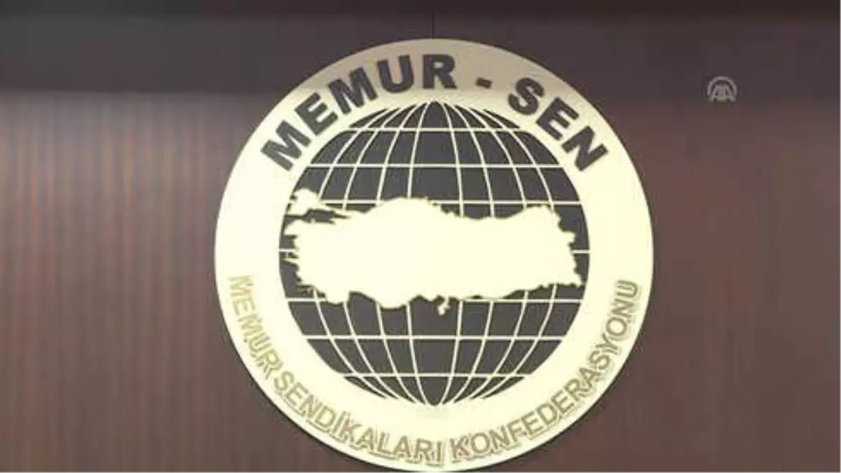 Memur Sen Başkanı Yalçın, Aa\'nın "Yılın Fotoğrafları" Oylamasına Katıldı