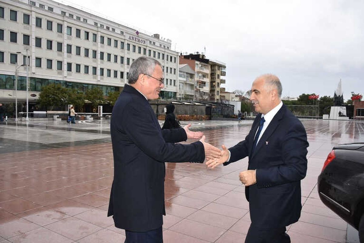 Vali Deniz, Denizli Valisi Karahan\'ı Ağırladı