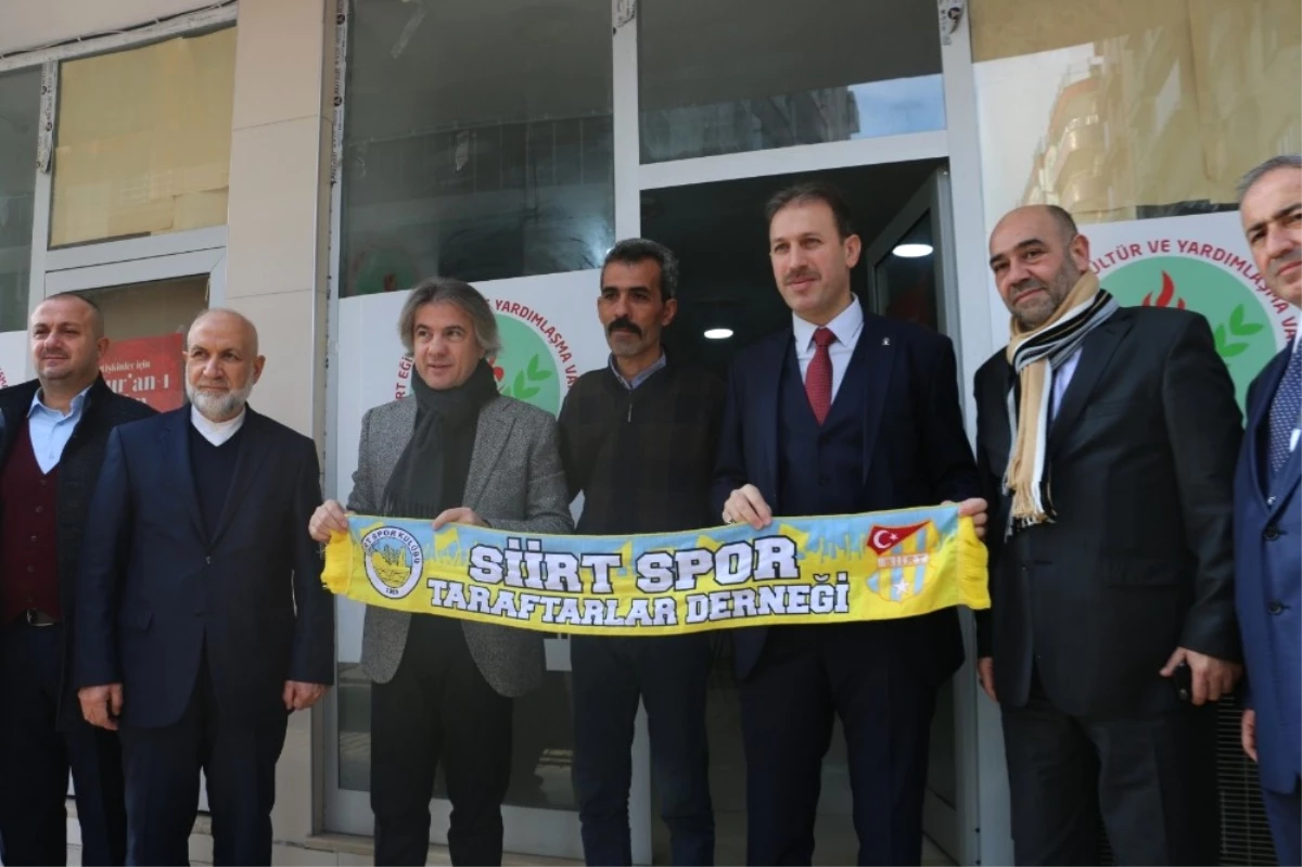 Demircan\'a Siirtspor Atkısı Hediye Edildi