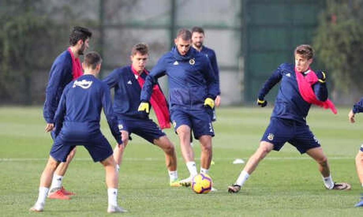 Fenerbahçe, Antalyaspor Maçının Hazırlıklarına Başladı