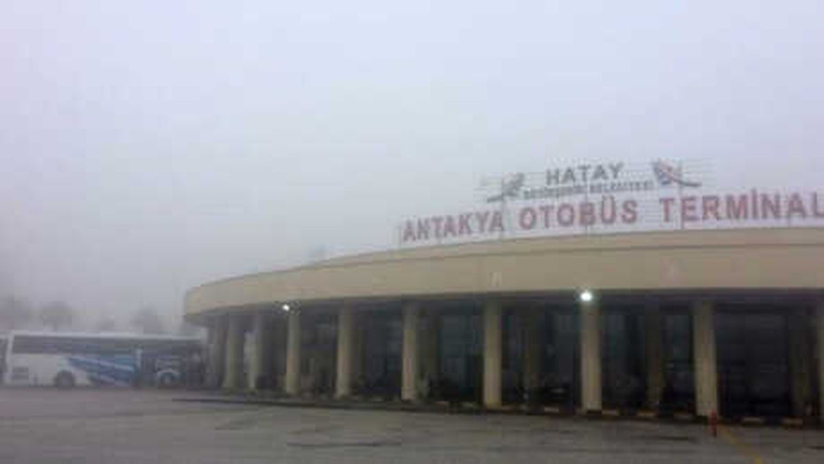 Hatay\'da Yoğun Sis Hayatı Olumsuz Etkiledi
