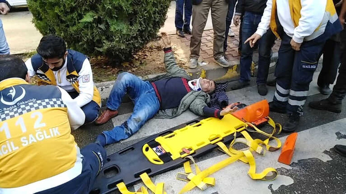 Otomobilin Çarptığı Yaya Yaralandı