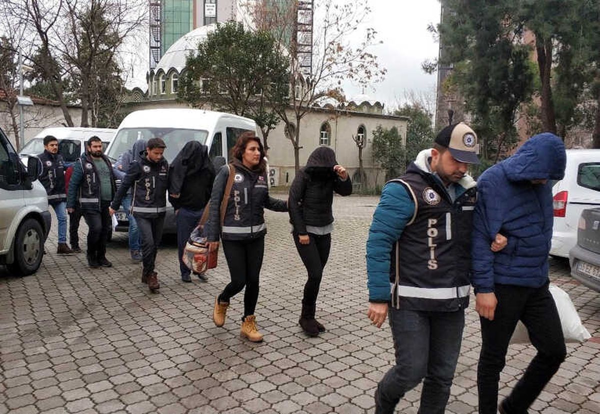 Samsun\'da Silah Kaçakçılığından 6 Kişi Adliyeye Sevk Edildi