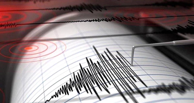 Türkiye Beşik Gibi Antalya 4,1 Şiddetinde Depremle ...