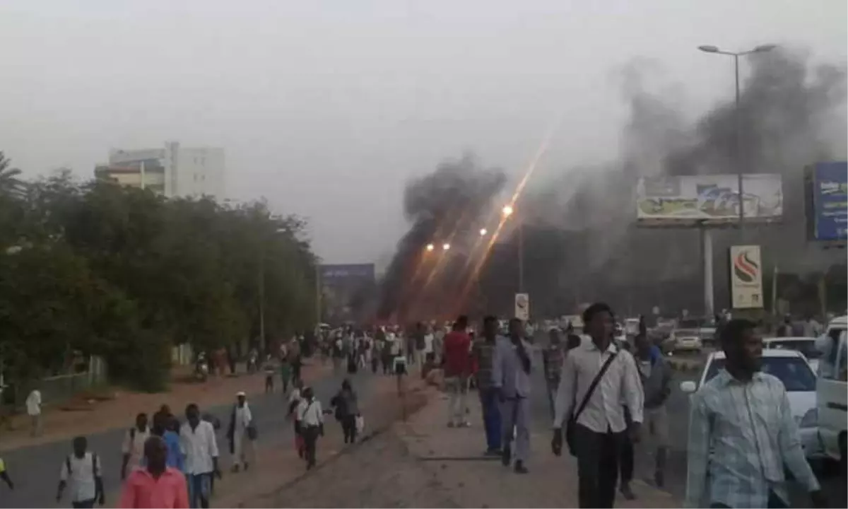 Sudan\'daki Protestolarda Ölü Sayısı 8\'e Yükseldi