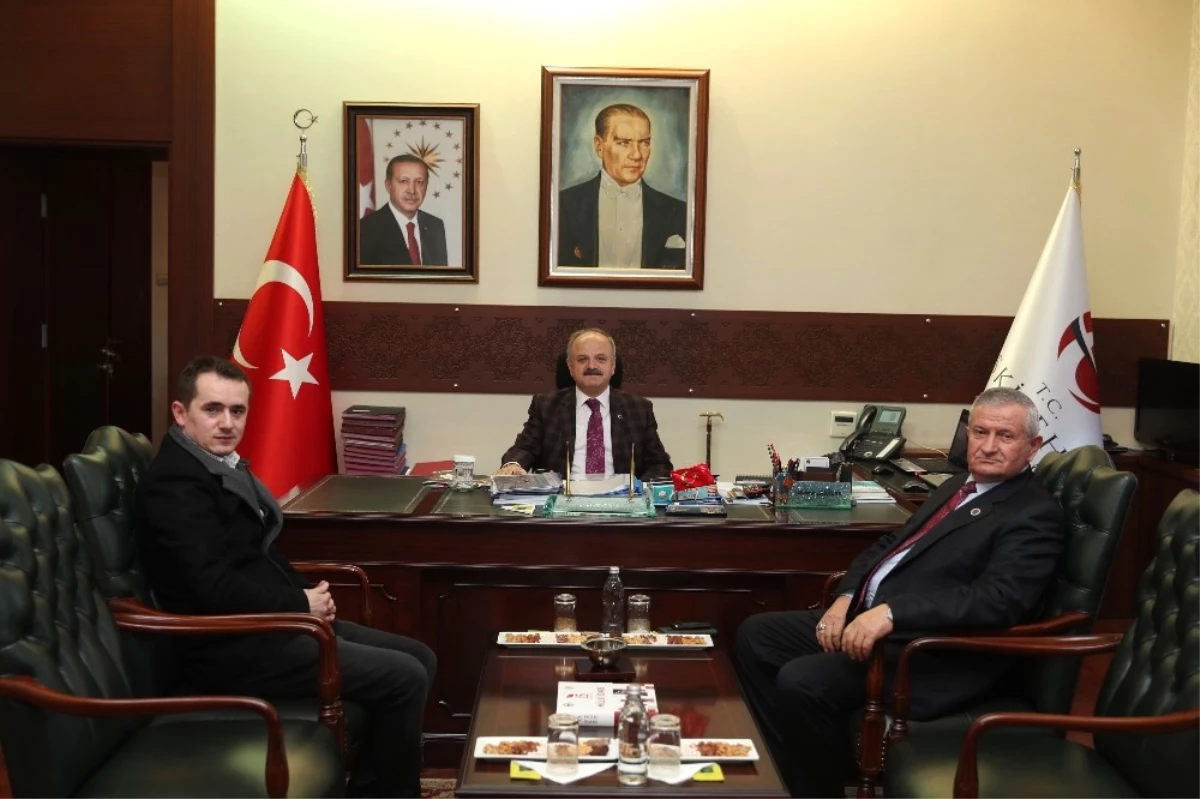 Vali Çakacak, Mubidef Genel Başkanı Kahyaoğlu\'nu Kabul Etti