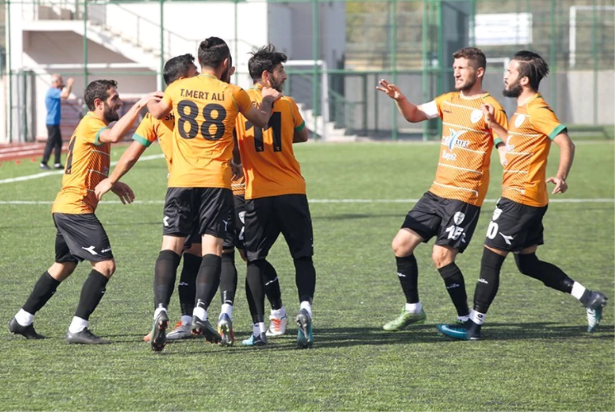 Yeşilyurt Belediyespor 4 İsimler Yollarını Ayırıyor