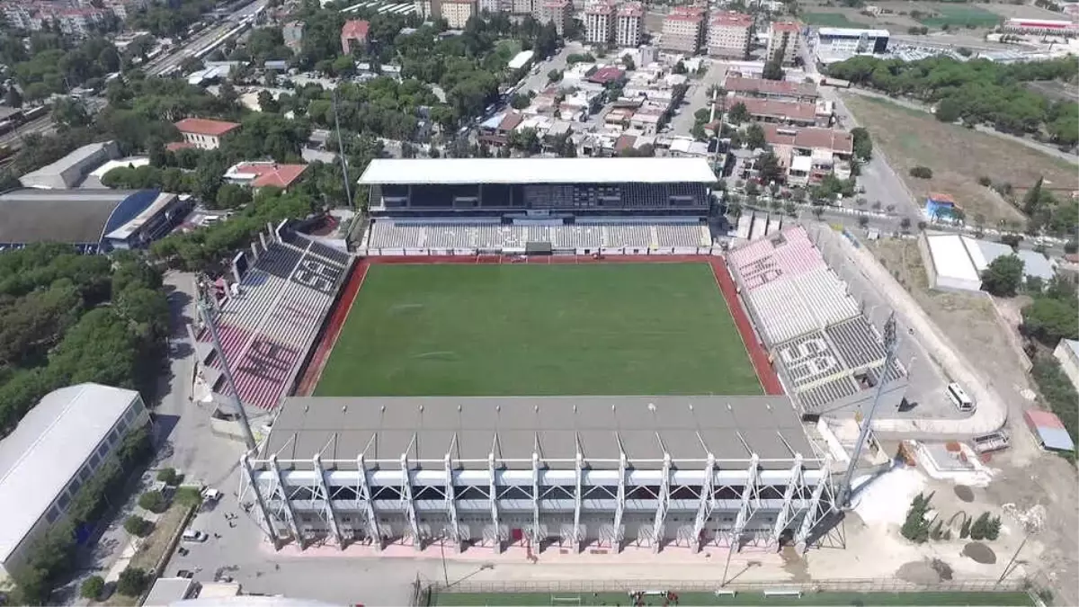 19 Mayıs Stadyumu Halkın Hizmetine Açıldı