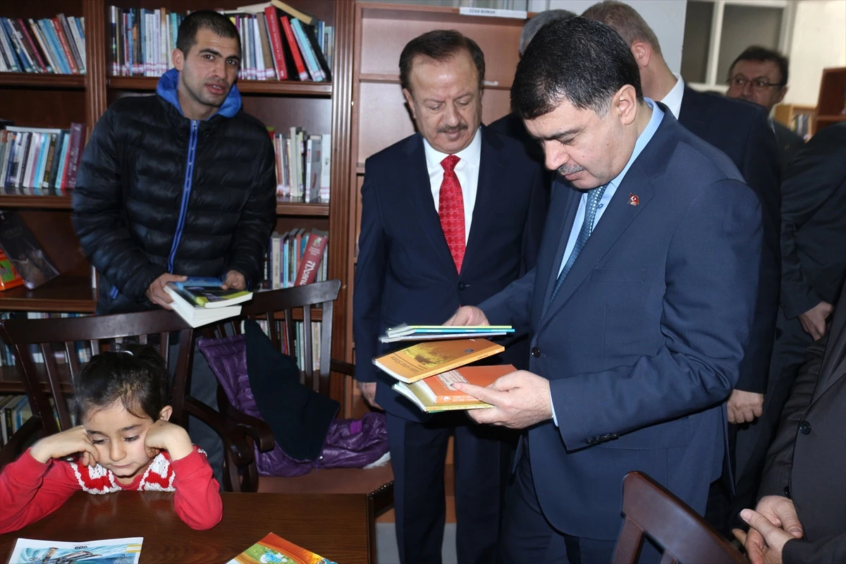 Ankara Valisi Şahin\'den Şehit Ailelerine Ziyaret