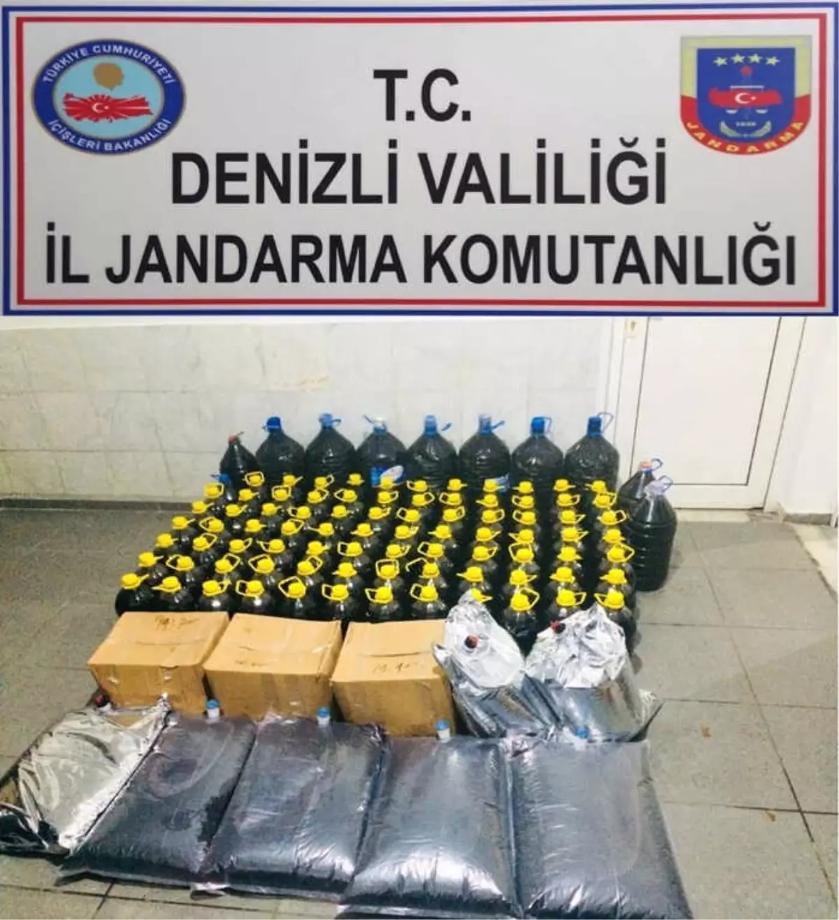 Jandarma Bin 120 Litre Kaçak Şarap Ele Geçirdi