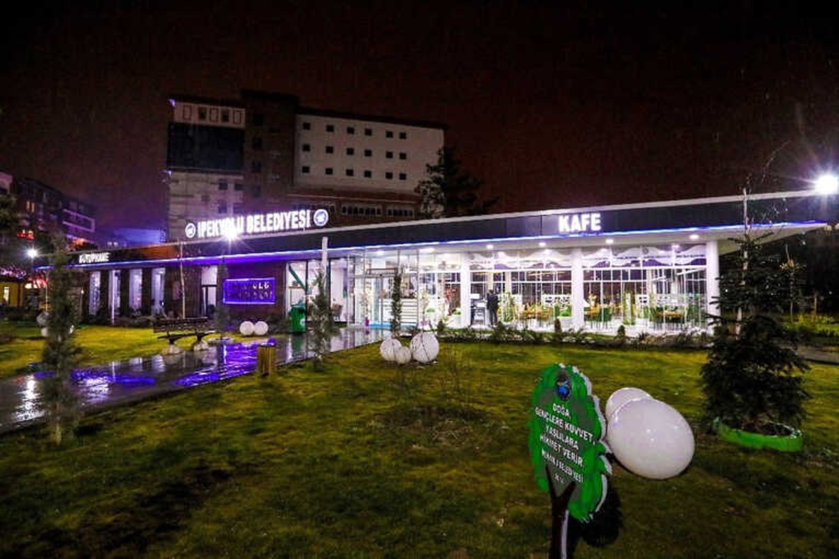 Kent Kafe ve Halk Kütüphanesine Kış Aylarında da Yoğun İlgi