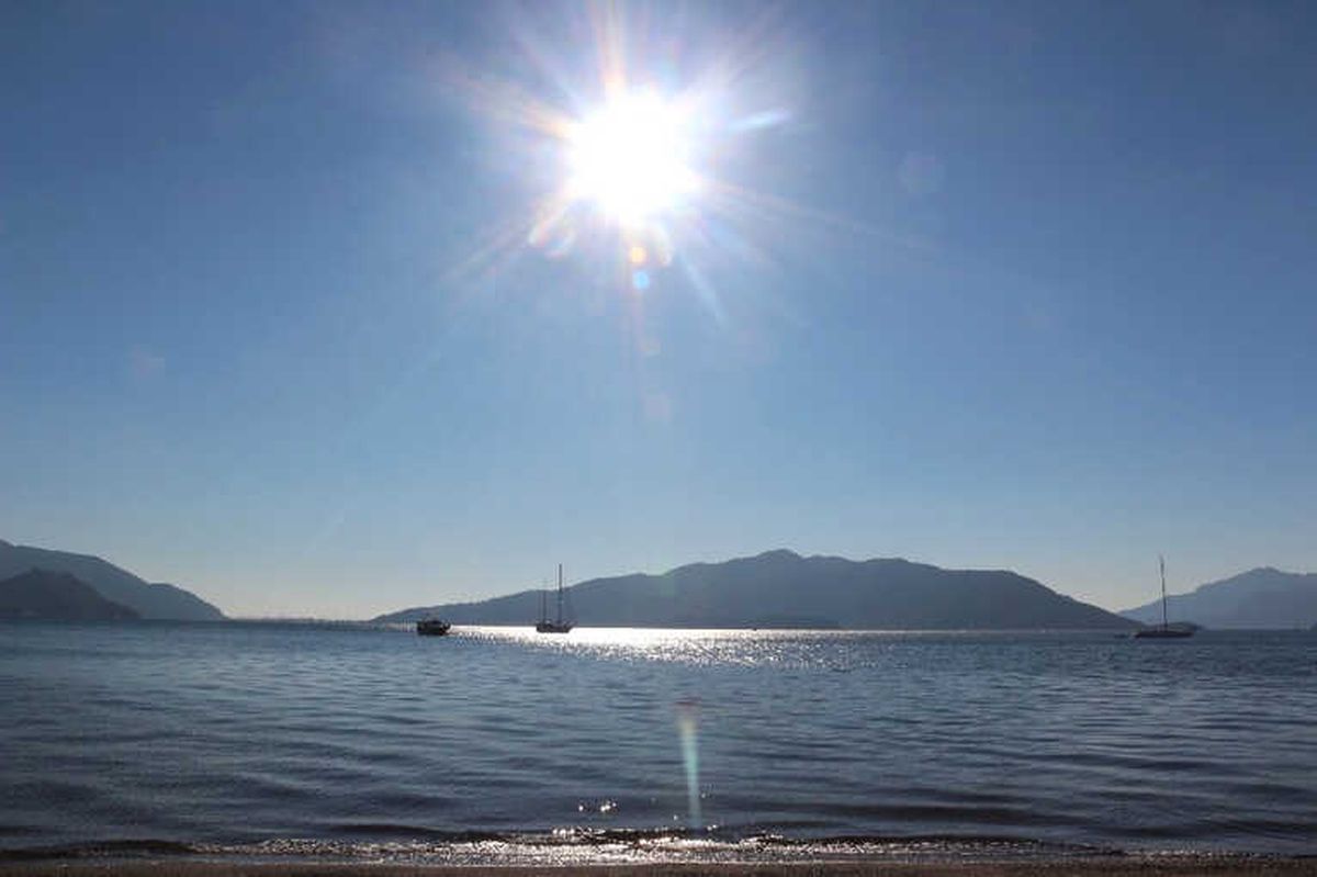 Marmarisliler Hafta Sonuna Güneşli Havayla Başladı