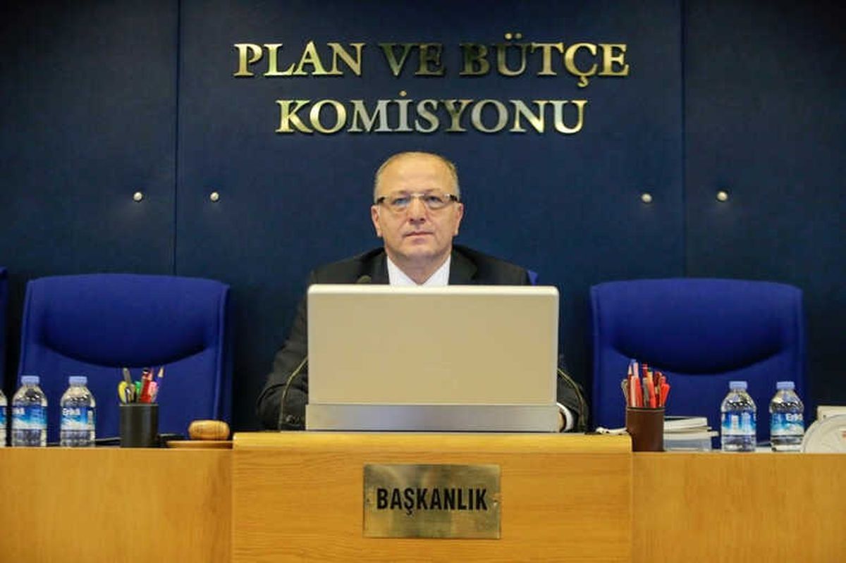 Plan ve Bütçe Komisyonu Çalışmalarını Sürdürüyor