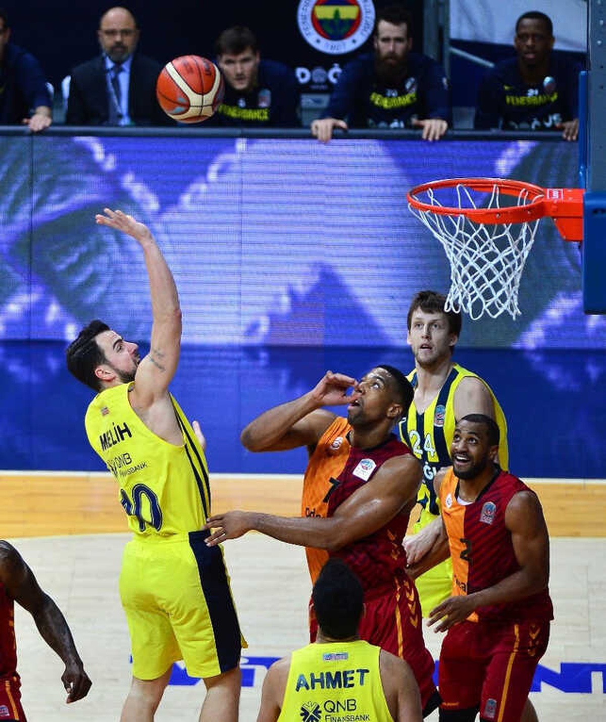 Potada Galatasaray, Fenerbahçe\'yi Konuk Edecek