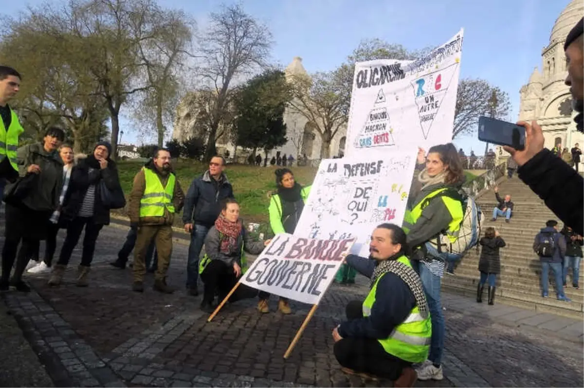 Sarı Yelekliler Gösterilerini Paris\'teki Turistik Yerlere Taşıdı