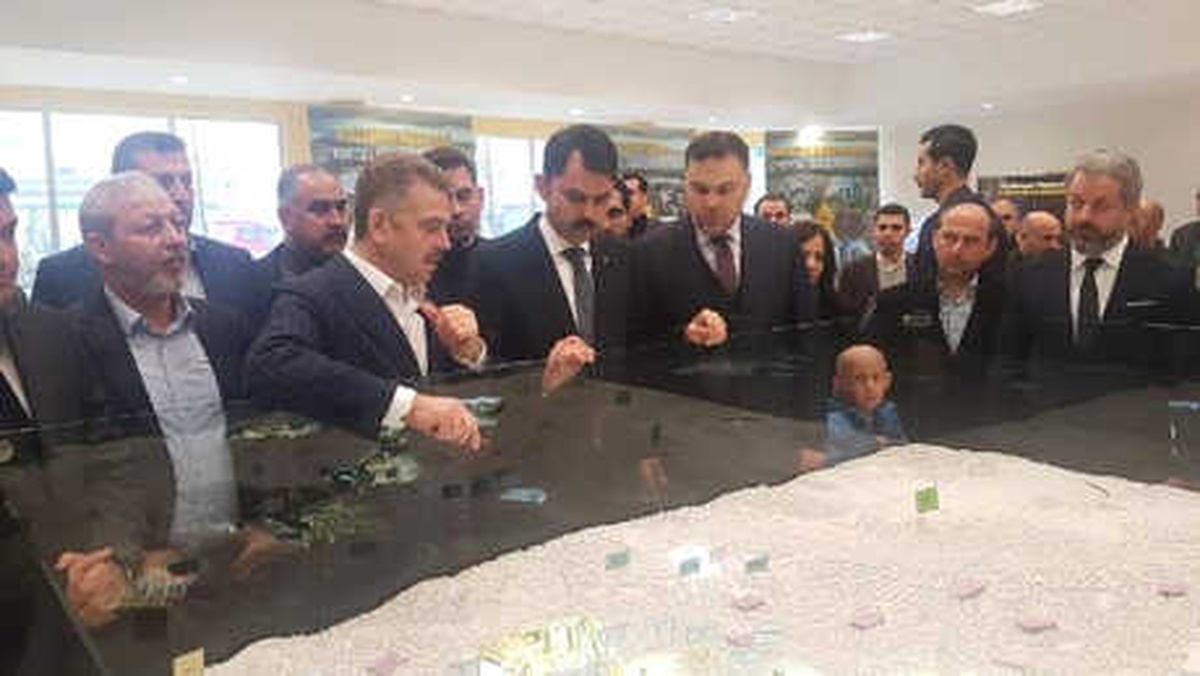 Bakan Kurum Gaziosmanpaşa\'da Kentsel Dönüşüm Pprojelerini İnceledi