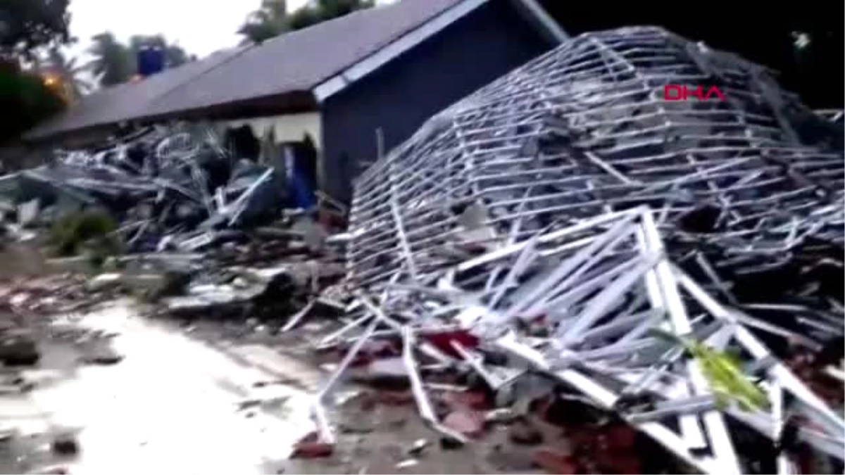Dha Dış - Endonezya\'da Tsunami En Az 168 Kişi Hayatını Kaybetti