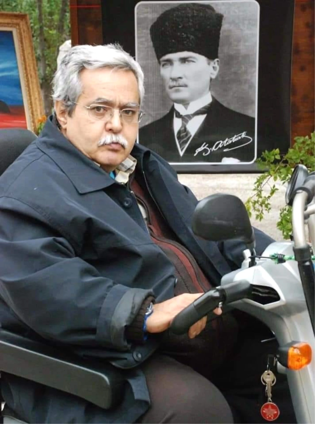 Gazeteci Kayahan Öcalan Vefat Etti