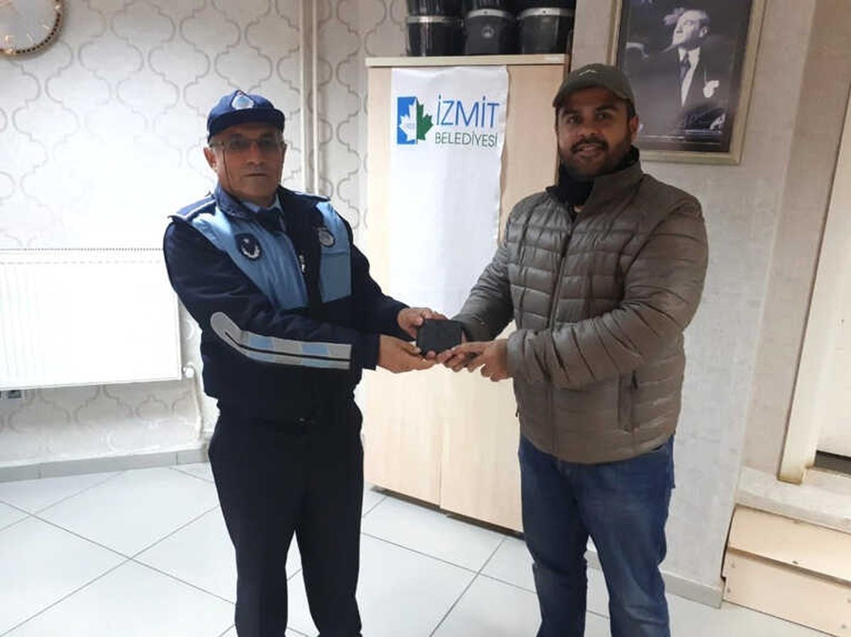 İzmit Zabıtası Takdir Toplamaya Devam Ediyor