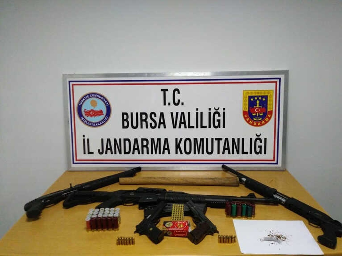 Jandarma Alkollü Mekanlara Baskın Yaptı