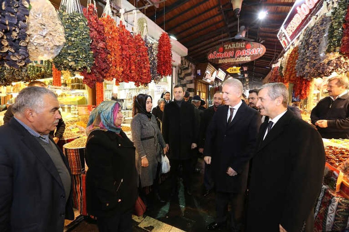 Tarihi Mecidiye Han\'da İnceleme
