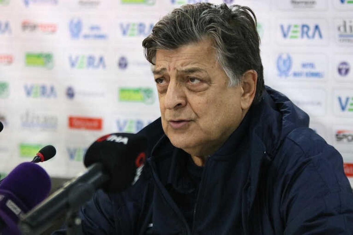 Yılmaz Vural: "Performansımız Kabullenecek Performans Değil"