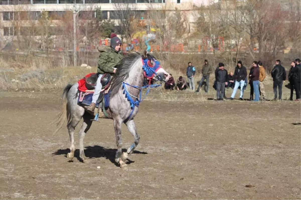 Bayburt\'ta Cirit Sporu Yaşatılıyor