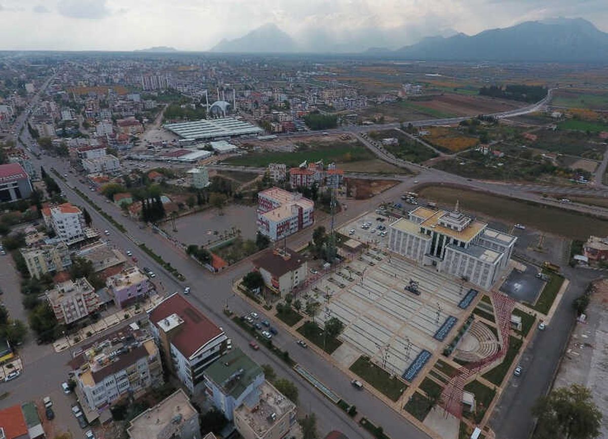 Döşemealtı\'nda Ruhsatlandırma Başarısı
