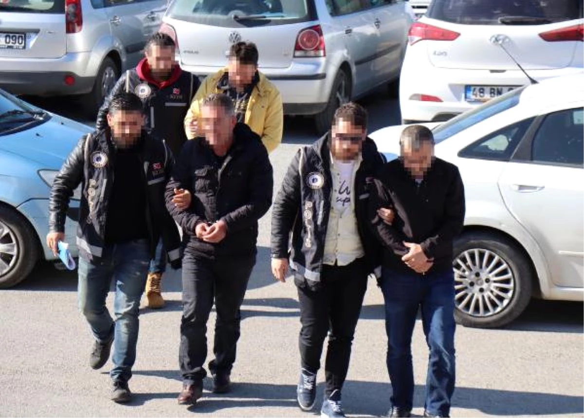 Fetö Firarisi Ağabeyine Sahte Pasaport Gönderen Kardeşi Tutuklandı