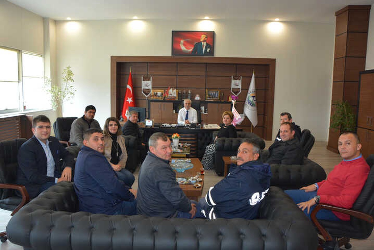 Keşan Belediyesi İş Yeri Temsilcilerinden Başkan Özcan\'a Ziyaret