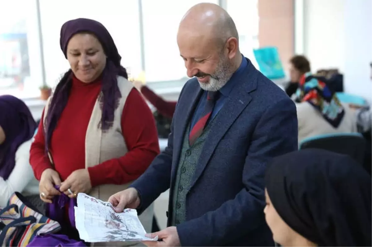 Kocasinan Akademi\'nin Kursiyerleri Ekonomiye Katkı Sağlıyor