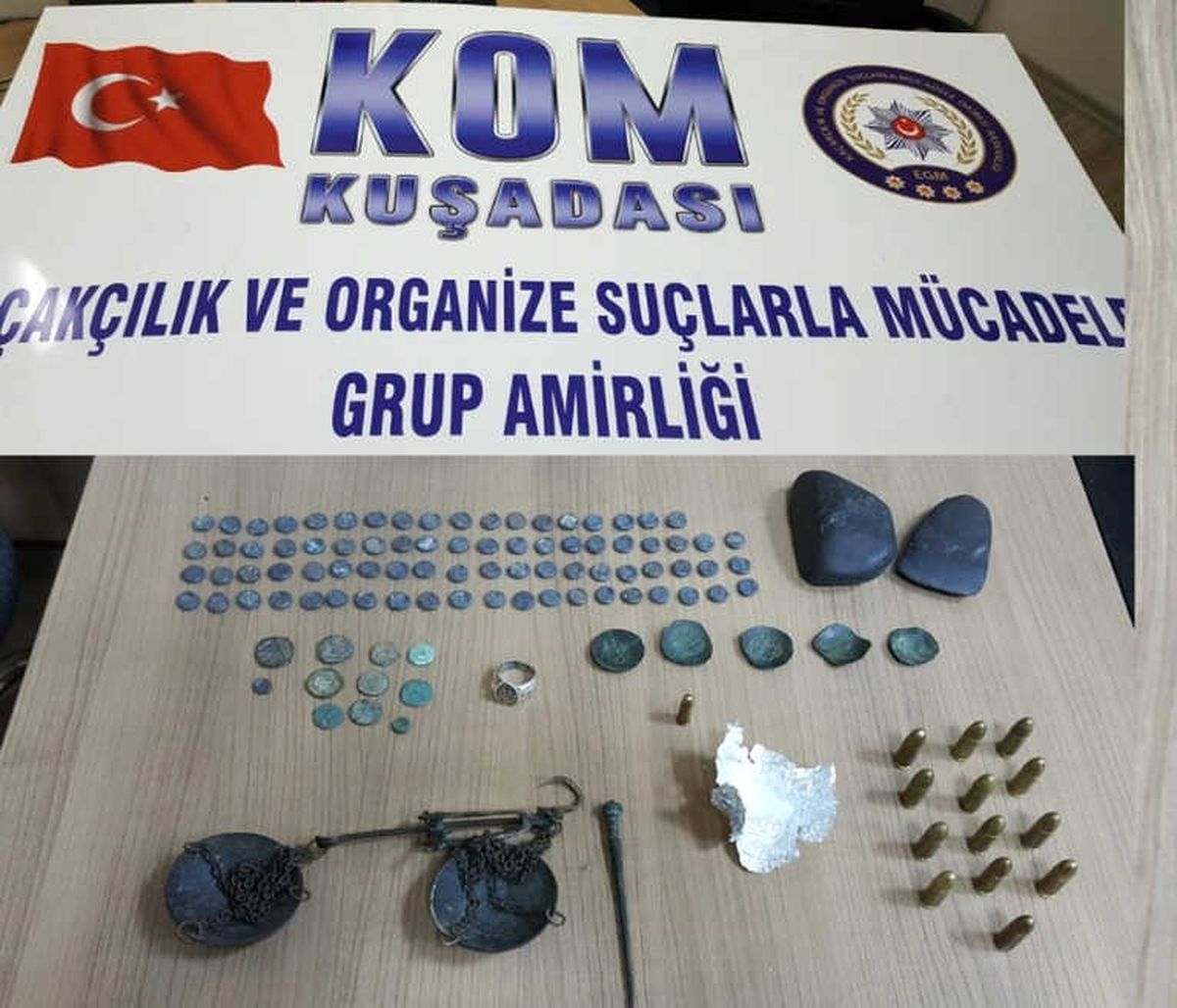 Kovalama Sonucu Durdurulan Araçtan Tarihi Eser ve Uyuşturucu Çıktı