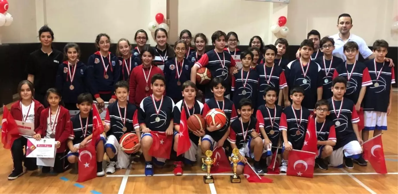 Kurtuluş Kupası Basketbol Turnuvası